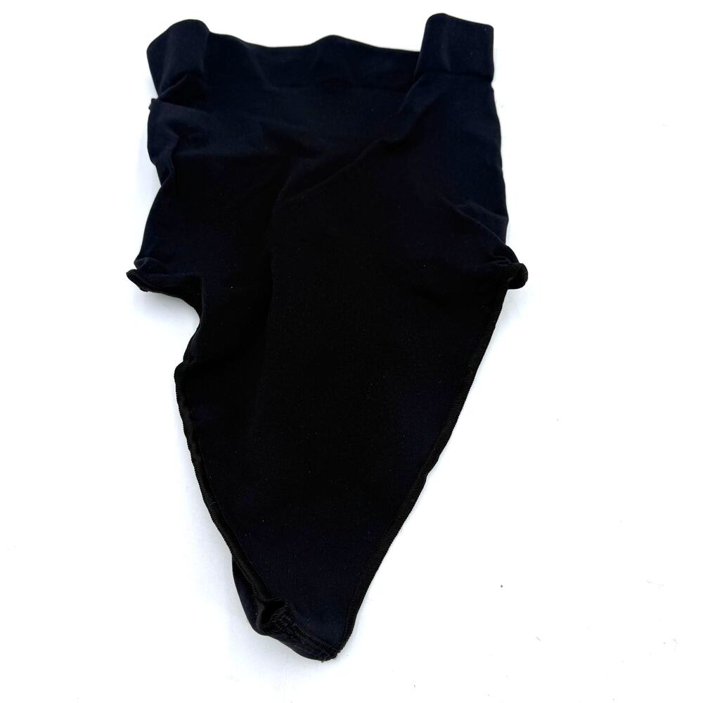 Skims Black Onyx Seamless Sculpt High Waisted Thong NWOT Size Small